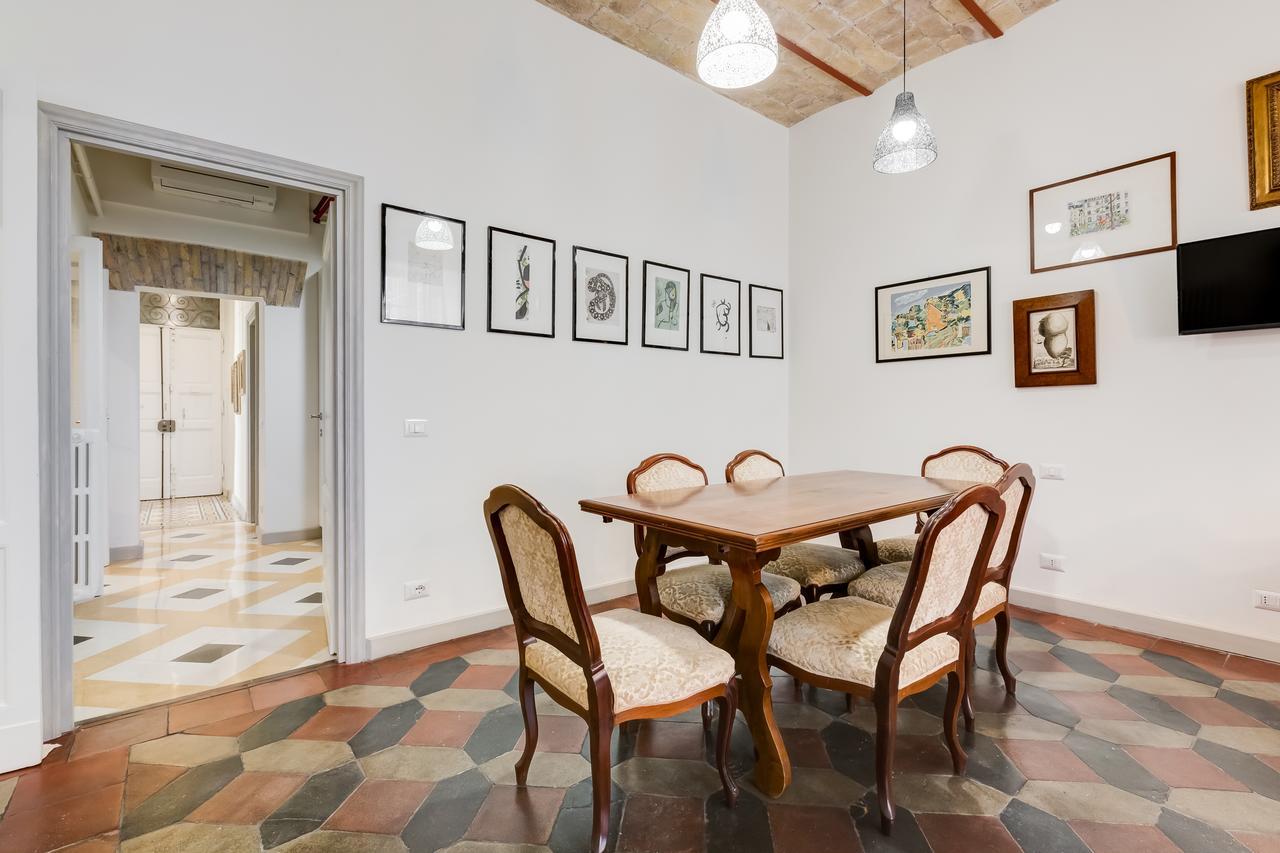Monti Colosseum Apartment Řím Exteriér fotografie